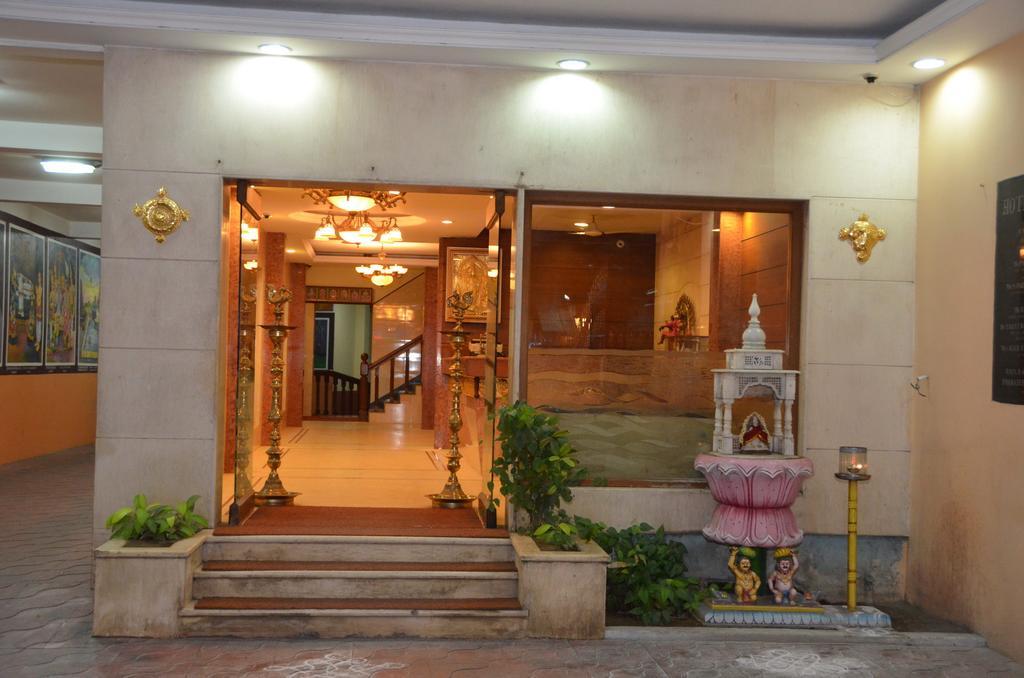 Hotel Raya'S Annexe-1 กุมพาโกนัม ภายนอก รูปภาพ