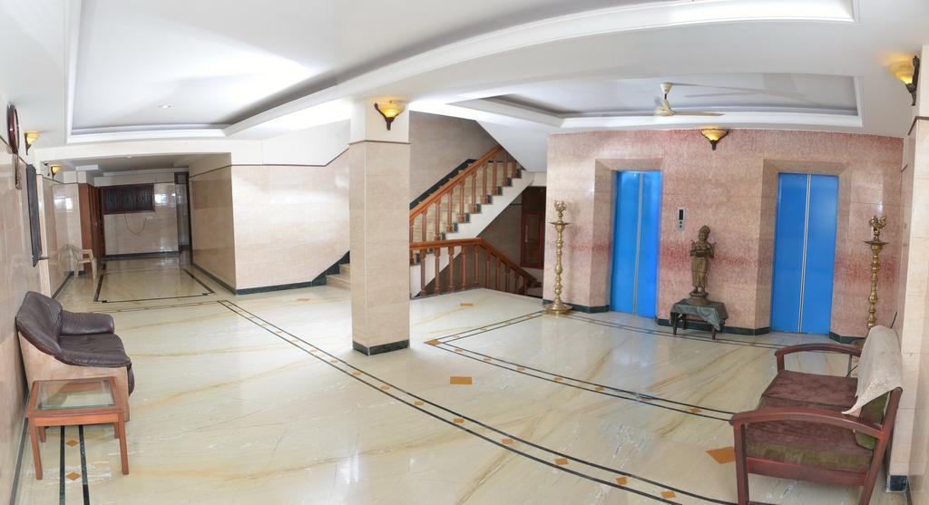 Hotel Raya'S Annexe-1 กุมพาโกนัม ภายนอก รูปภาพ