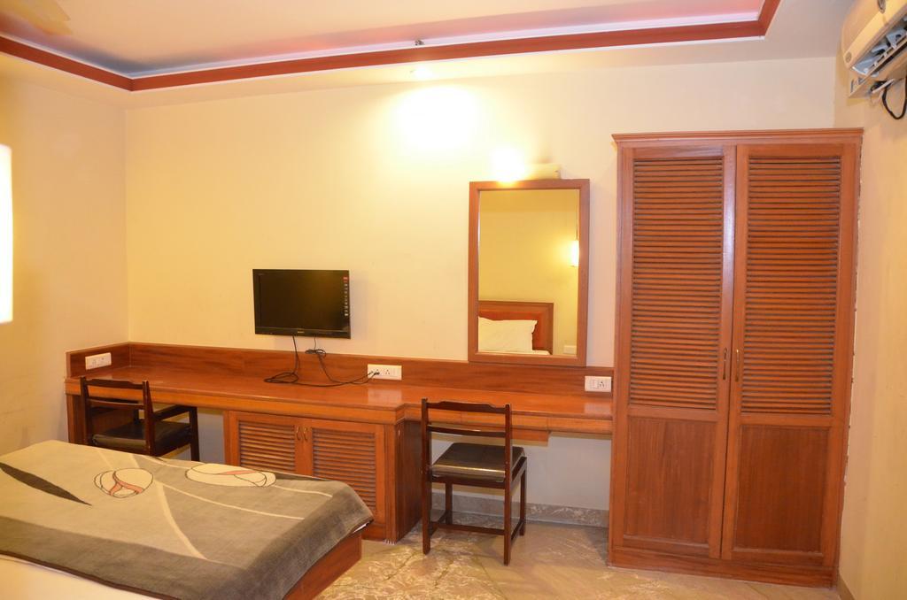 Hotel Raya'S Annexe-1 กุมพาโกนัม ภายนอก รูปภาพ